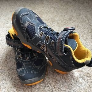 Stride Rite hikers